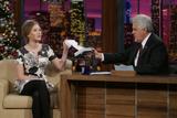 th_10531_Scarlett_Johansson_40_The_Tonight_Show_with_Jay_Leno_-_December_17_19__122_774lo.jpg