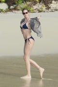 th_294535746_StephanieSeymour12222012BeachBikinionStBarts2_122_99lo.jpg